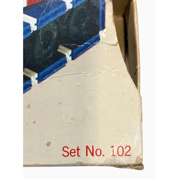 Tupperware Build-O-Fun Builder Set No. 102 Bright Plastic Parts Slide Together - Picture 3 of 7